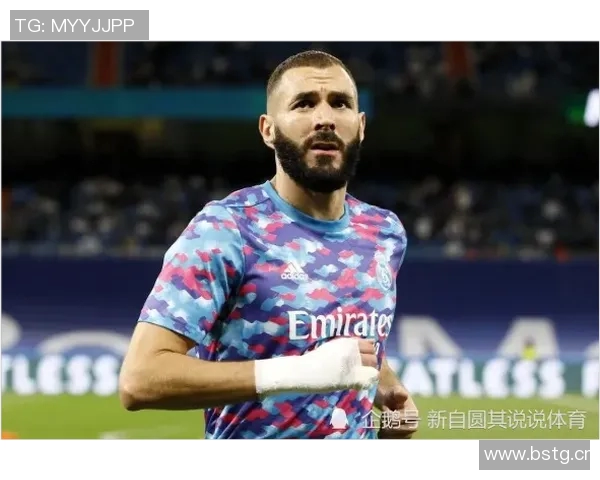 皇马主场憾平比利亚雷亚尔，梅开二度的本泽马再显英雄本色